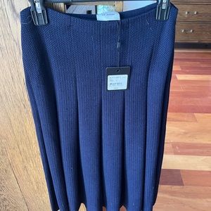 NWT St John Navy Blue Wool Skirt sz 2